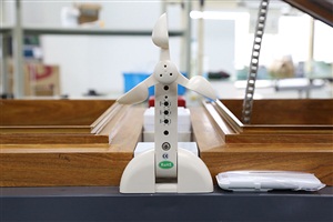 風(fēng)雨感應(yīng)器、緊急按鈕等